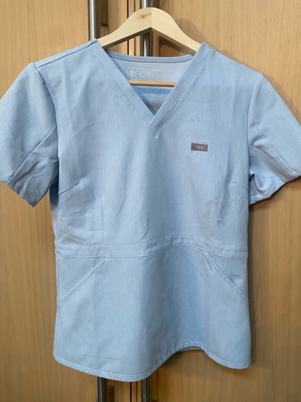 FIGS Womens Heathered Blue V-Neck Scrub Top Sz Small